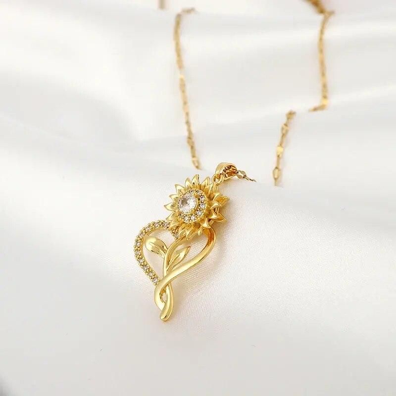360° rotatable decompression love sunflower sunflower zircon pendant necklace for ladies birthday gift Christmas gift 360° rotatable decompression love sunflower sunflower zircon pendant necklace for ladies birthday gift Christmas gift